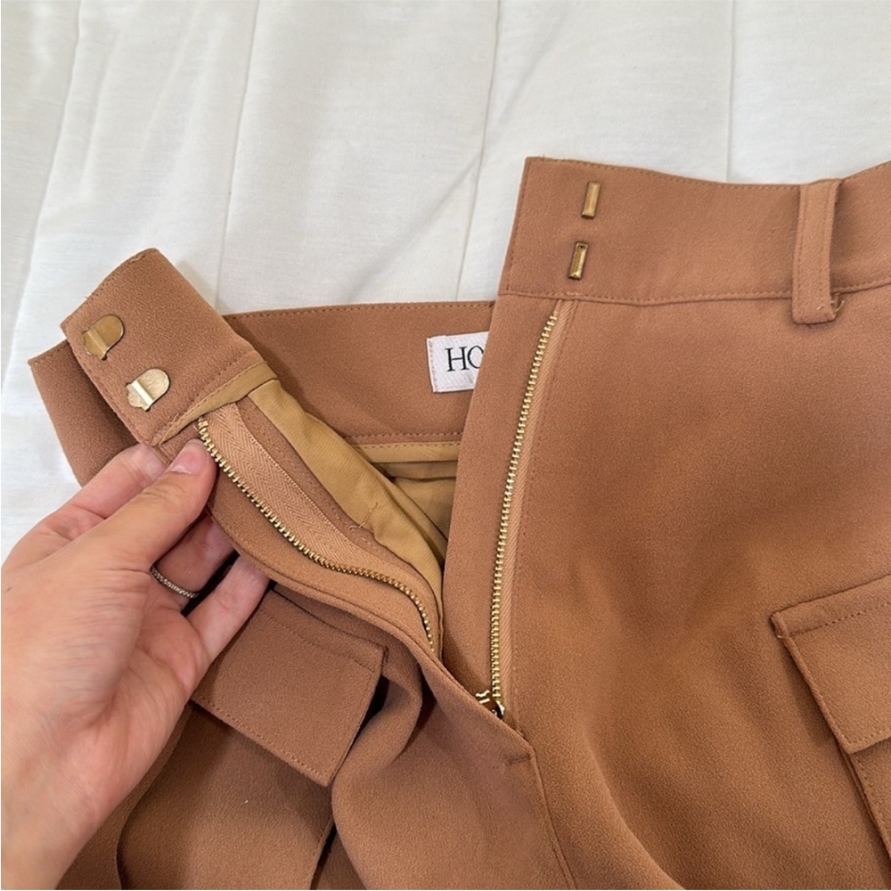 House of CB 'Anja' Tan Utilty Shorts NWOT - Picture 9 of 10